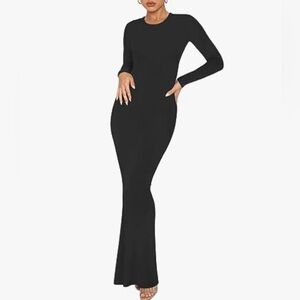 NWT REORIA Classic Black Long Sleeve Dress. Size MEDIUM